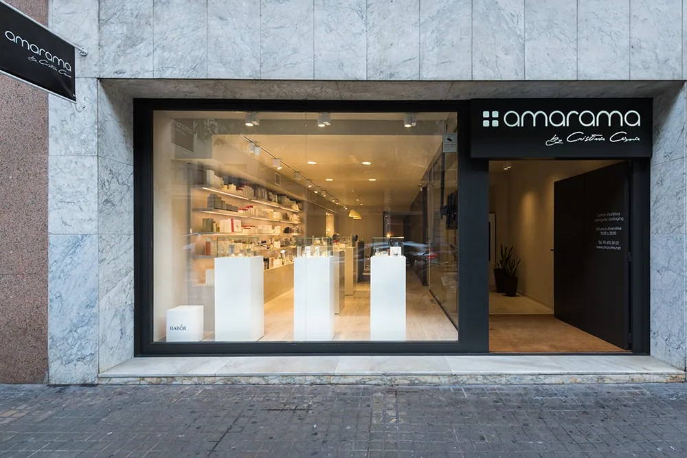 Recepción de amarama, centro de estética avanzada en Barcelona